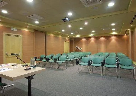 Отель Langhe 3*