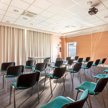 Langhe Отель Кераско