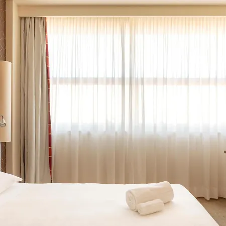 Отель Langhe 3*