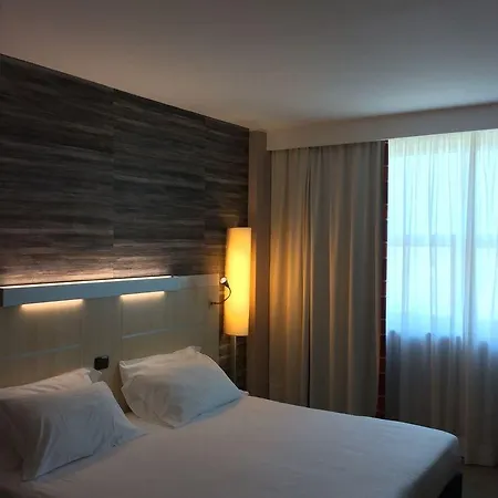 Отель Langhe 3*